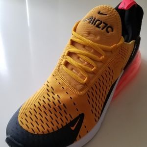Nike Airmax 270 'University Gold'